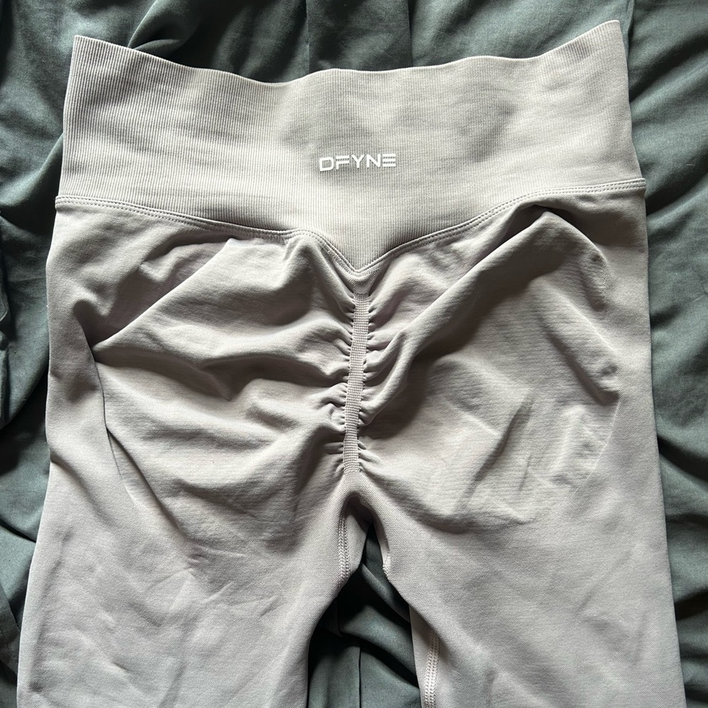 Dfyne Dynamic Leggings